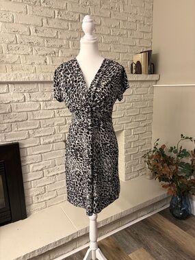 Alexandra Bartlett Black & White Leopard-Print Twist-Front Mini Dress SizeSmall